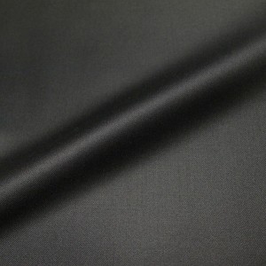 ロロピアーナ オーストラリス 黒無地 ベスト・メンズ